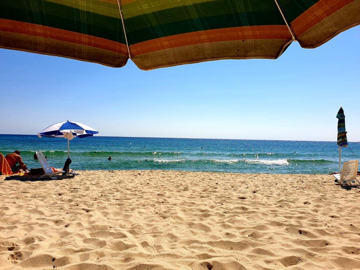 Myricae - Una Terrazza A Due Passi Dal Mare Villa Costa Rei Buitenkant foto